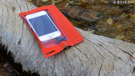 REVIEW: Waterproof iPhone Cases - EXPLORING ELEMENTS