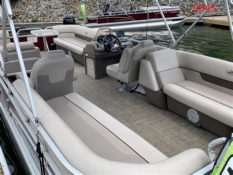 Pontoon Rentals | Lake Norman Boat Rentals and Sales