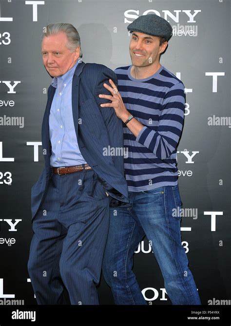 Jon voight and james haven hi-res stock photography and images - Alamy