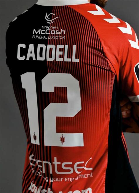 New Crusaders FC Home Kit 2020-21 | Hummel unveil red & black top | Football Kit News