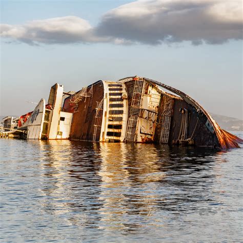 New Images Of Titanic Wreck Revealed Titanic Wreck Ti - vrogue.co