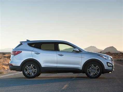 2014 Hyundai Santa Fe Sport - Price, Photos, Reviews & Features