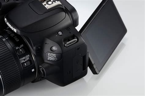 Canon EOS 100D vs Canon 200D Review - Park Cameras Blog