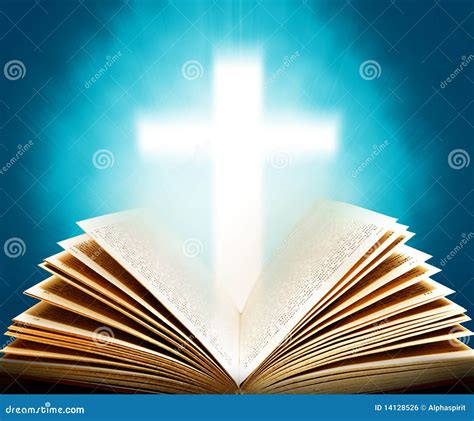 Bible et croix photo stock. Image du texte, livre, papier - 14128526