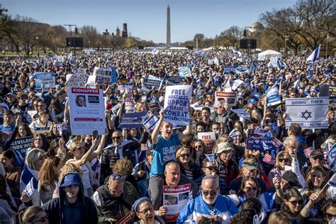 Busloads of 'March for Israel' supporters rally on D.C.'s National Mall ...