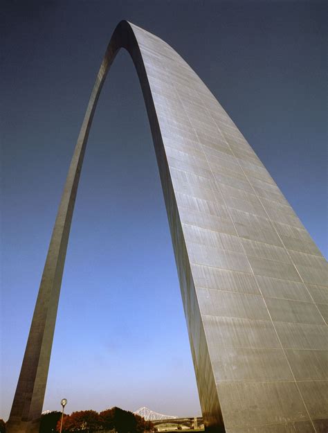 Closeup view Gateway Arch Missouri. | Free Photo - rawpixel