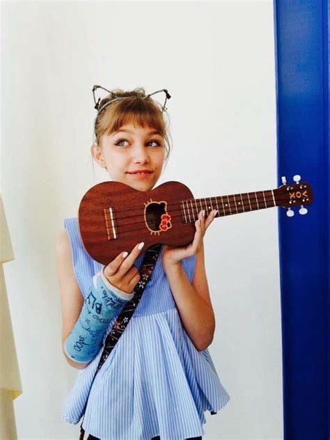 Grace Vanderwaal | Grace vanderwaal, Grace vanderwaal ukulele, Amazing grace