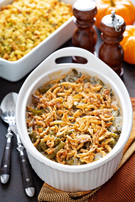 Classic Thanksgiving Recipe: Green Bean Casserole - MomTrends