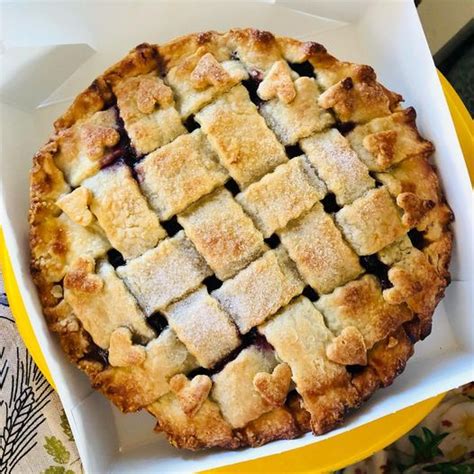 Berry Lattice Pie – Altadena Pie Lady