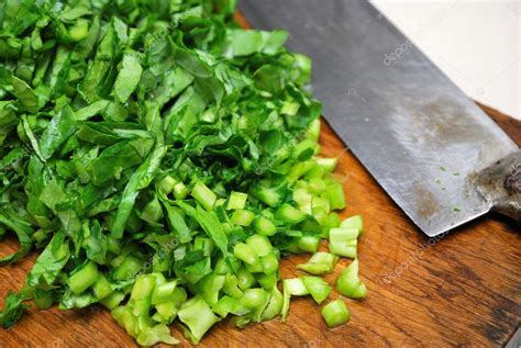 Cut vegetables on chopping board — Stock Photo © gnohz #5840685