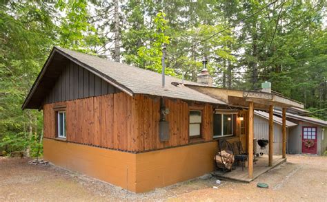 Cozy Packwood Ski Cabin near White Pass and Mt Rainier, Packwood, WA Vacation Rental cabin | ByOwner