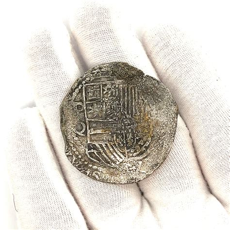 Atocha Shipwreck 8 Reale Grade 1 Assayer Q Coin and Gold Pendant For Sale at 1stDibs | atocha ...