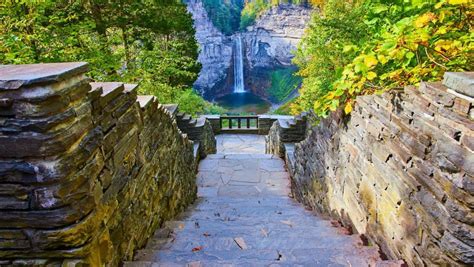 Exploring Taughannock Falls State Park