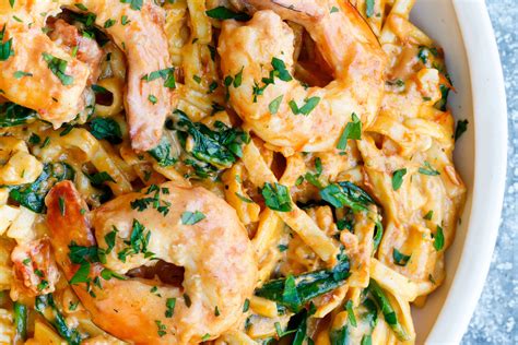 ALToIT: Creamy Tuscan Prawn Linguine - Skinnymixers