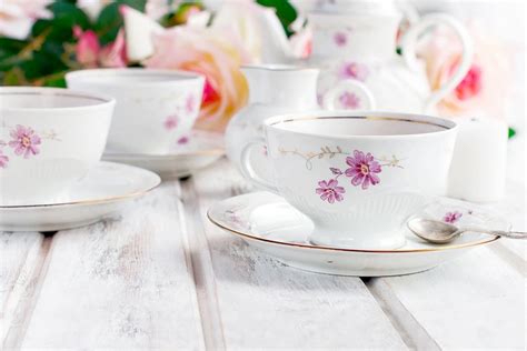 tea set with floral print (612124)