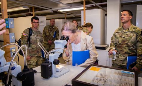 DVIDS - Images - Walter Reed Army Institute of Research & Smithsonian visit with Key Leaders at ...