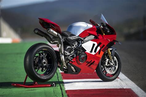 Neue Ducati Panigale V4 R 2023