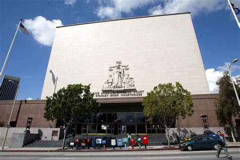 SUPERIOR COURT OF LOS ANGELES COUNTY TO RE-OPEN TODAY FOR ESSENTIAL AND ...