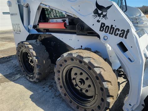 BOBCAT S175 SKID STEER LOADER