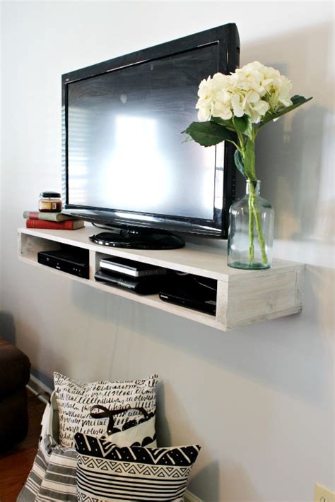 DIY Floating TV Shelf