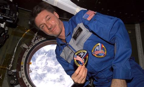 An evening with astronaut Michael Foale in Nottingham – Campus News