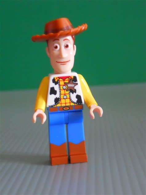 Dexters Diecasts (DexDC): Lego Toy Story Minifigure ~ Woody