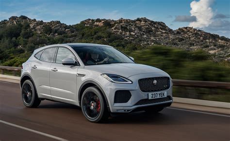 Al volante del Jaguar E-Pace, el cachorro de los SUV