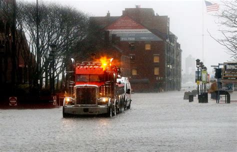 Storm brings destructive flooding to Boston - ABC News