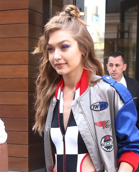 Gigi Hadid source on Twitter: "April 26: Gigi hadid leaving her ...