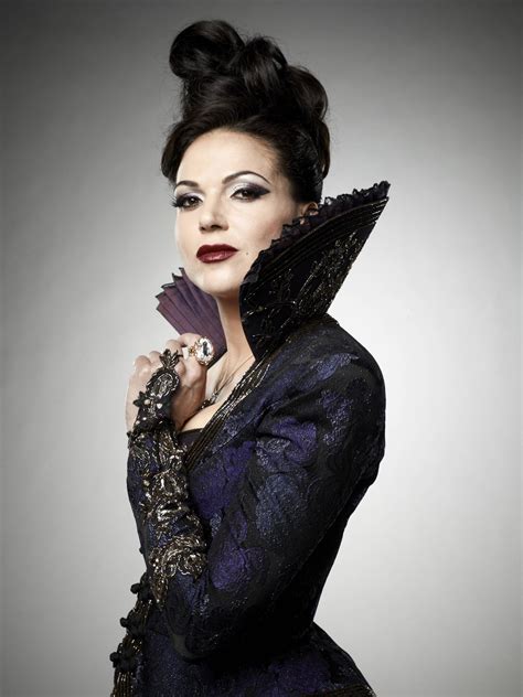 The Evil Queen/Regina Mills Photo: Regina | Evil queen costume, Once upon a time, Evil queen