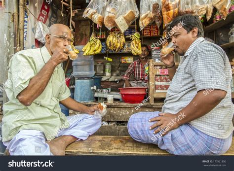 Dhaka Bangladesh November 23 2013 Two Stock Photo 177921890 | Shutterstock