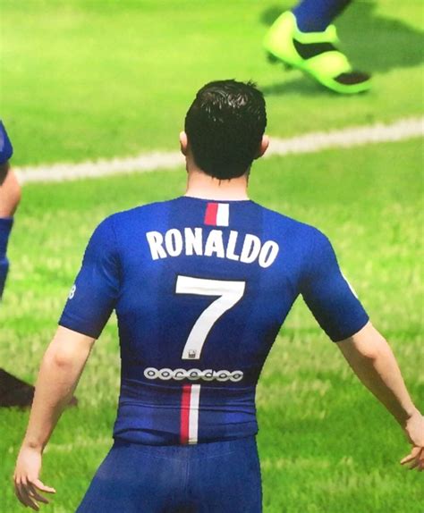 IMO FIFA 15 graphics are not that bad (since I play on a Low-end PC) : r/FifaCareers