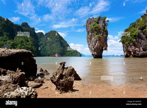 Phang Nga Bay, James Bond Island, Thailand Stock Photo - Alamy