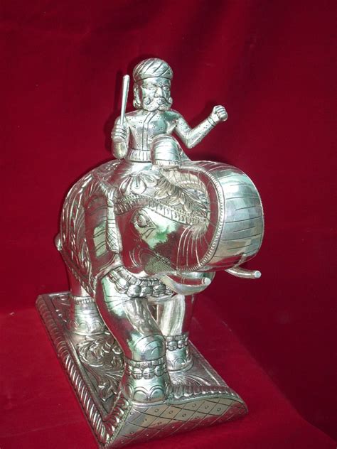 Elephant & Mahavat Silver Plated Statue at best price in Udaipur