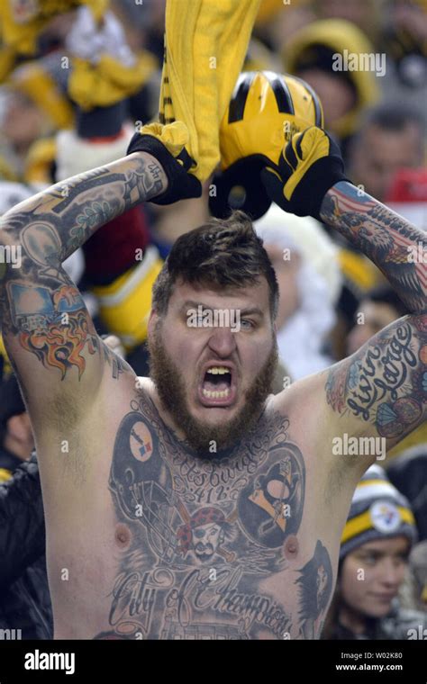 Update more than 62 pittsburgh steelers tattoos best - in.cdgdbentre