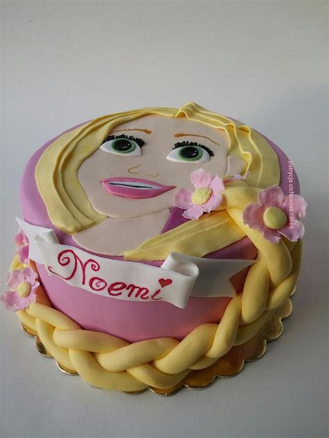 rapunzel cake - Decorated Cake by Hokus Pokus Cakes- - CakesDecor