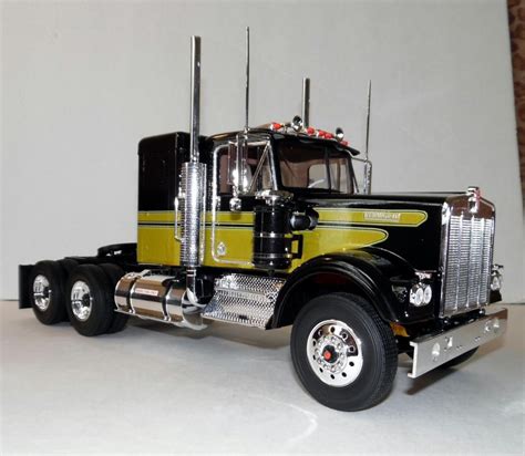 Smokey and the Bandit Kenworth | Model truck kits, Diecast trucks ...