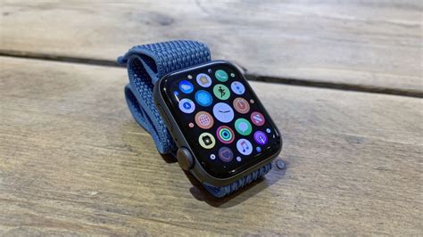 Apple Watch 5 vs Apple Watch 4: which Apple smartwatch is for you ...