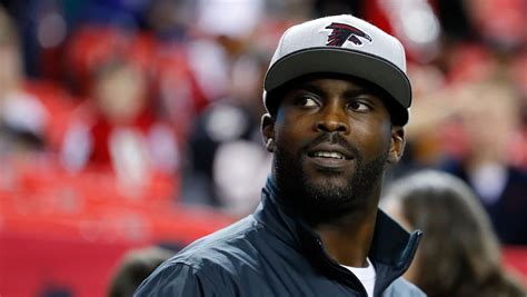 Former NFL quarterback Michael Vick on the verge of a comeback | NFL News