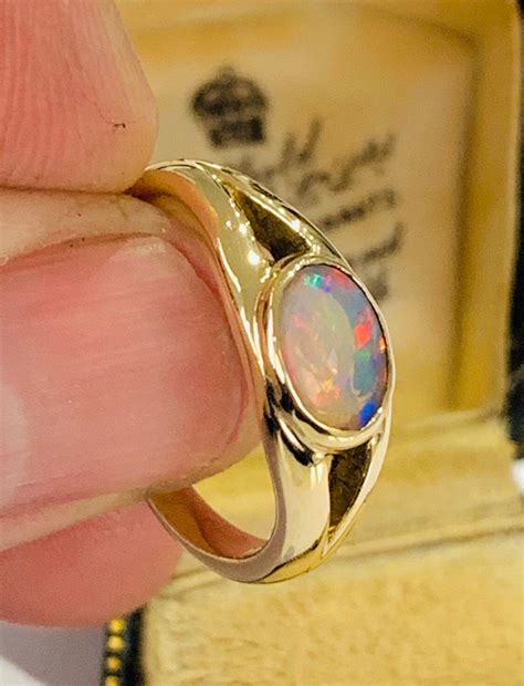 Stunning vintage 9ct yellow gold Opal ring - hallmarked London 1998 ...