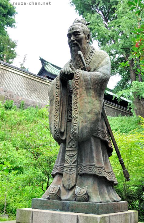 World\'s tallest statue of Confucius