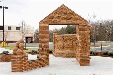 Brick Sculptures by Brad Spencer - LUXUO