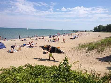 A perfect beach day on Lake Erie at Geneva State Park | Beach, State ...