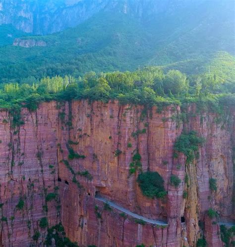 Guoliang Tunnel – Guoliang, China