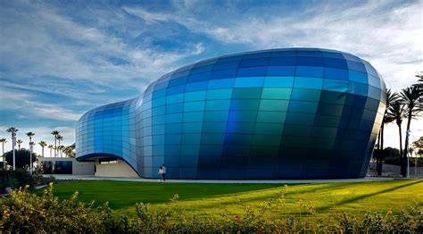 Aquarium of the Pacific | Glass Facade | Sentech Architectural Systems