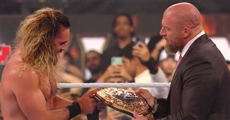 Seth Rollins Crowned New World Heavyweight Champion At WWE Night Of ...