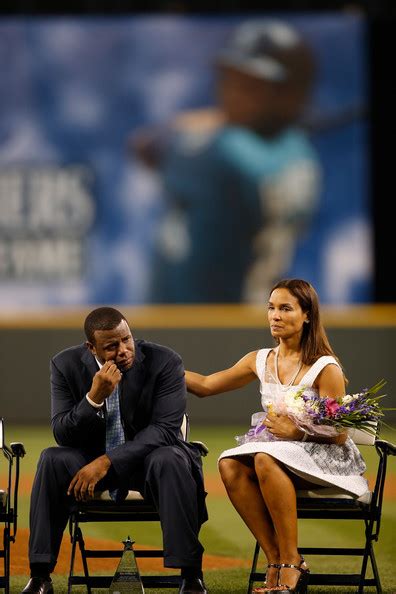 Melissa Griffey Pictures - Milwaukee Brewers v Seattle Mariners - Zimbio