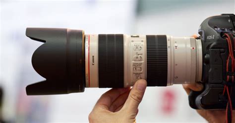 Lens Rentals: That Zoom Lens is Not 'as Good as a Prime'... Here's Why