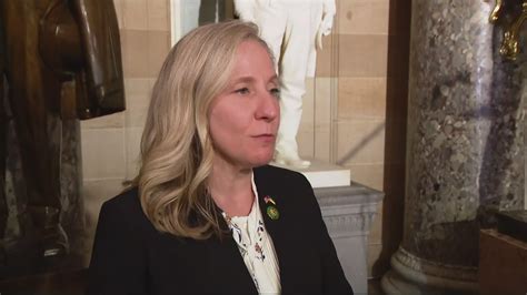 Northam endorses Spanberger for Virginia governor | wusa9.com