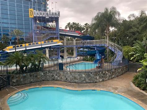Disneyland Resort Hotel Pool Has Completed Refurbishment. | Chip and Company